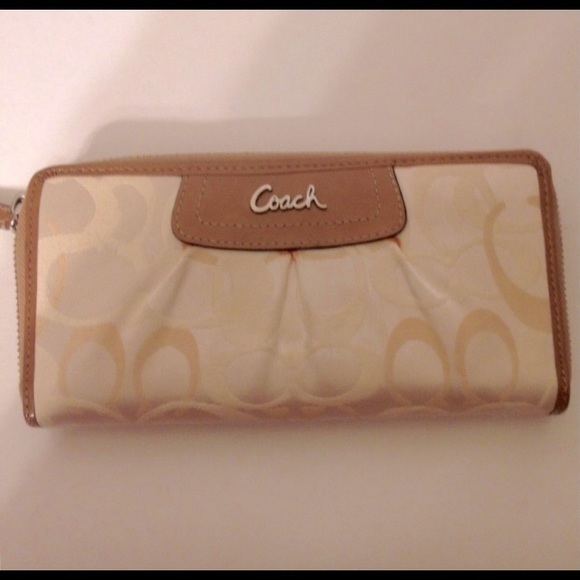 Coach yellow optic c wallet accordion tan zipper